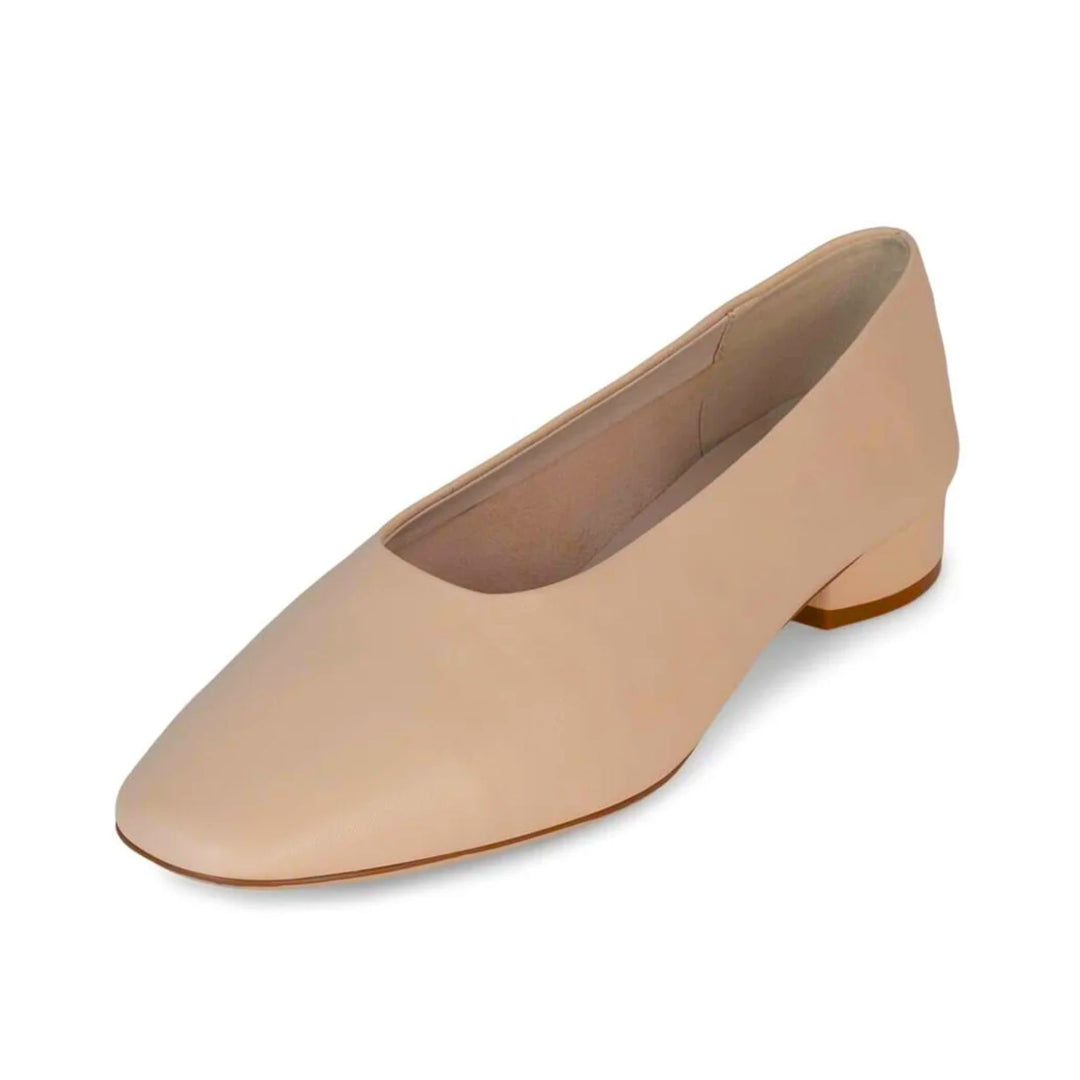 Jeffrey Campbell Womens Trustee Beige Ballerinas