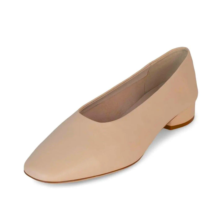 Jeffrey Campbell Womens Trustee Beige Ballerinas