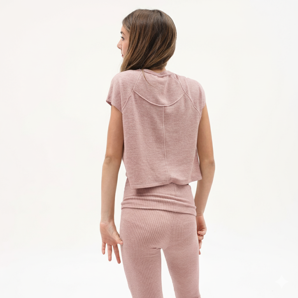 Tenly Cozy Rose T-Shirt