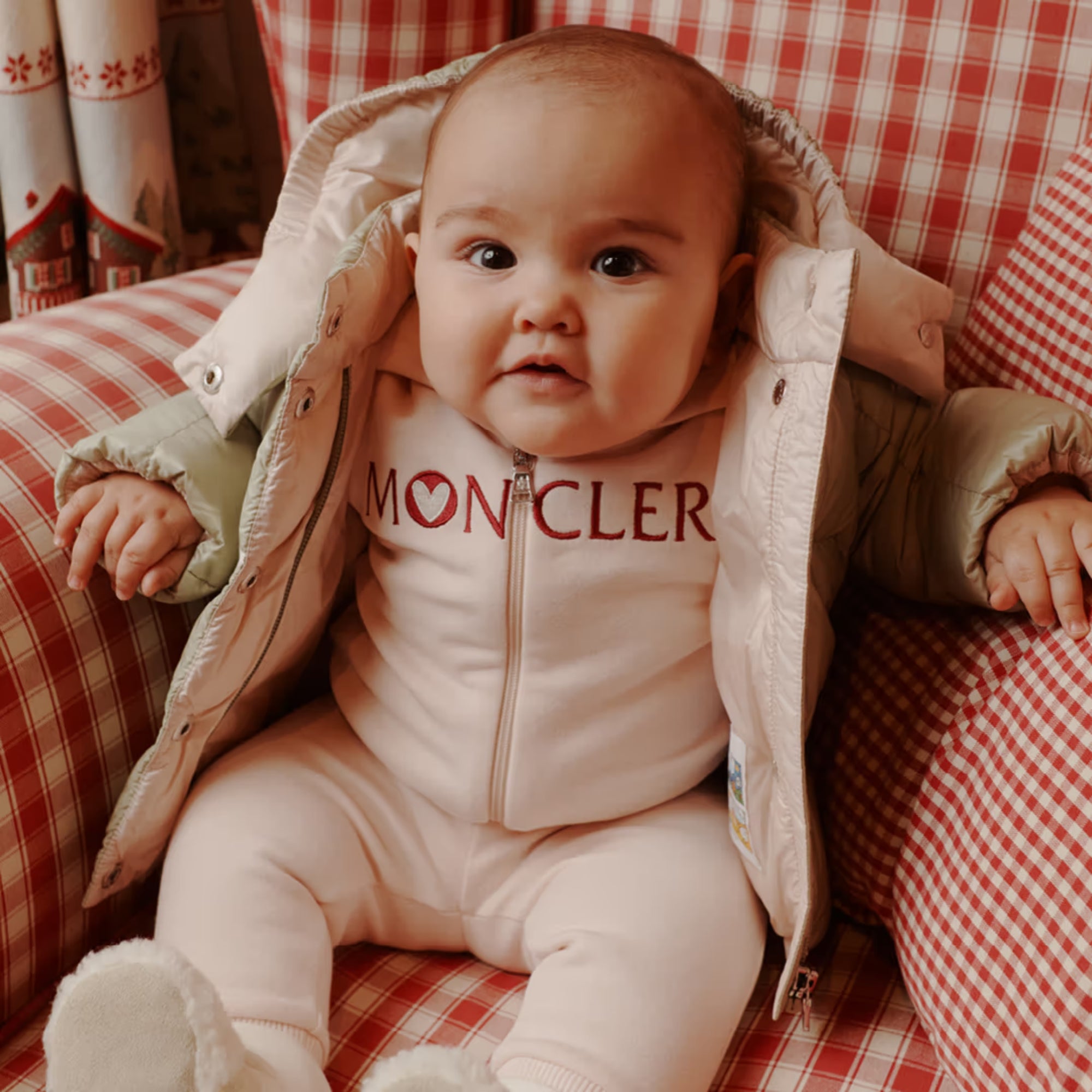 Moncler Baby Girls Embroidered Heart Logo Ensemble – Kid Biz