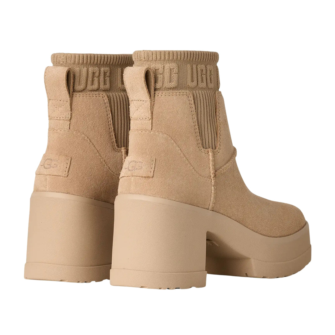 UGG Womens Moxy Chelsea Sand