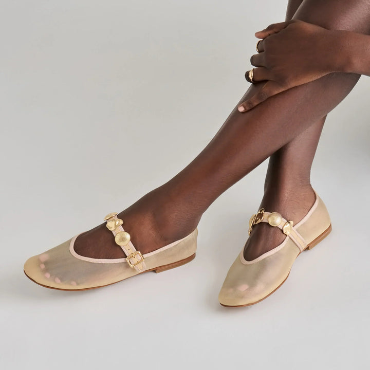 Dolce Vita Womens Relan French Vanilla Mesh