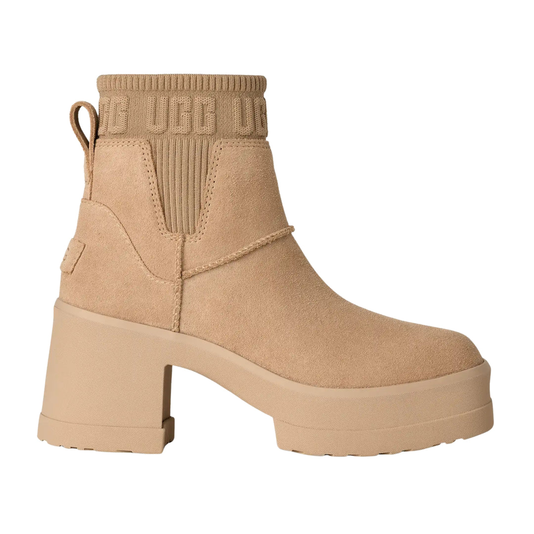 UGG Womens Moxy Chelsea Sand